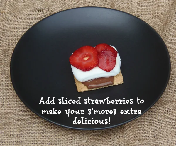 Easy 10 Minute Strawberry S'mores