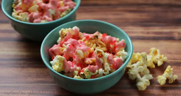 Vanilla Valentine Popcorn