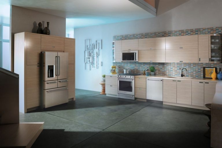 Give Your Kitchen A Spring Makeover!