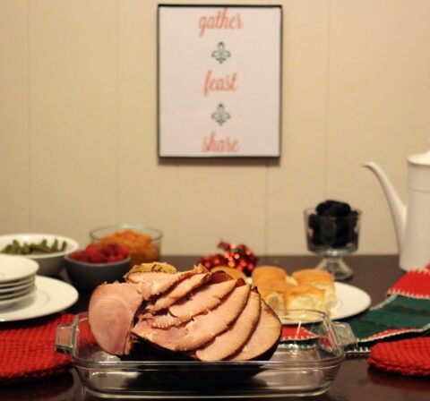 Serve The Perfect Holiday Meal With Help From HoneyBaked Ham