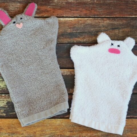 DIY Washcloth Animal Puppets – Make The Nighttime Routine Easier!