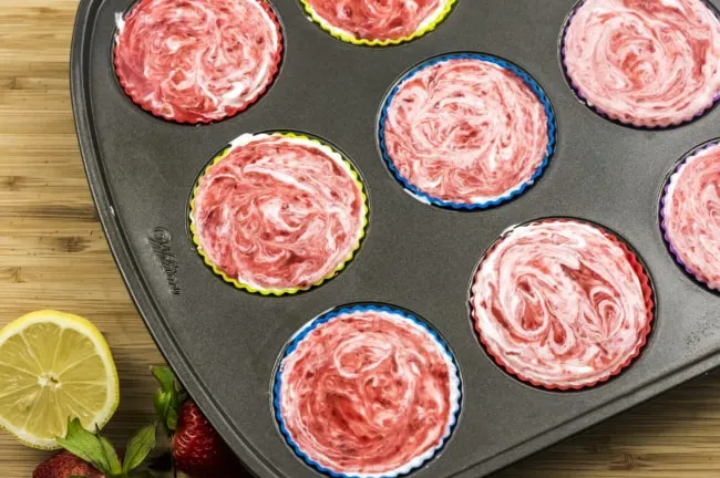 no bake mini strawberry lemonade cheesecake