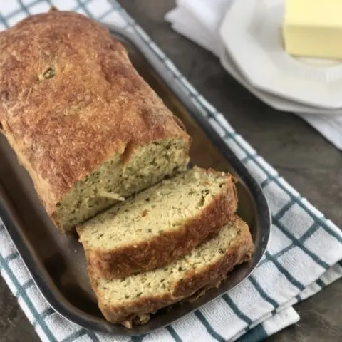 Keto Garlic Herb Cheese Bread