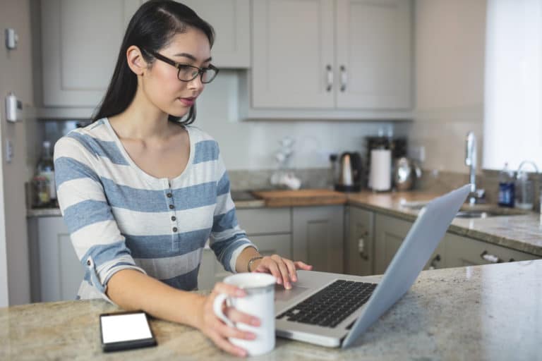 How to Stay Focused on Your Job When You Work from Home