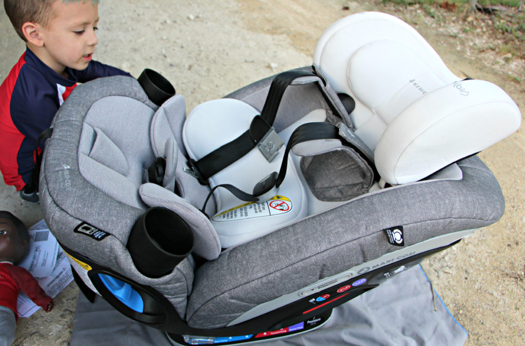 Maxi-Cosi Magellan™ Max convertible car seats