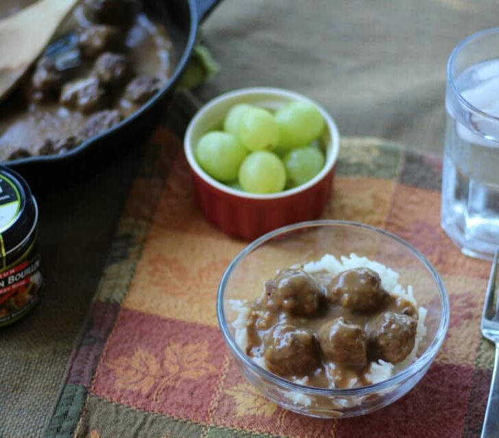 Meatballs and Gravy over Rice - An Easy Recipe for the Whole Family!