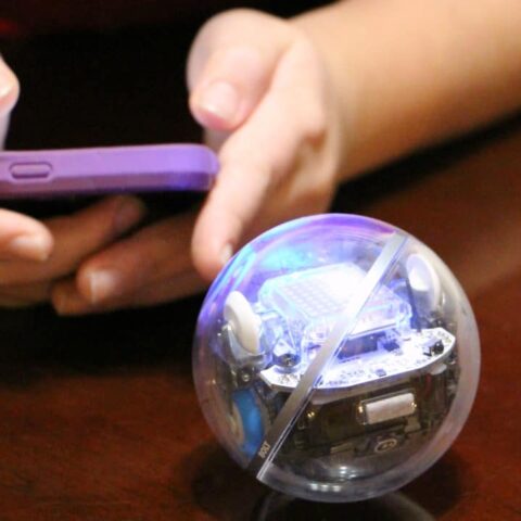 Sphero BOLT and Sphero MINI – The STEAM Gifts Tweens Really Want!