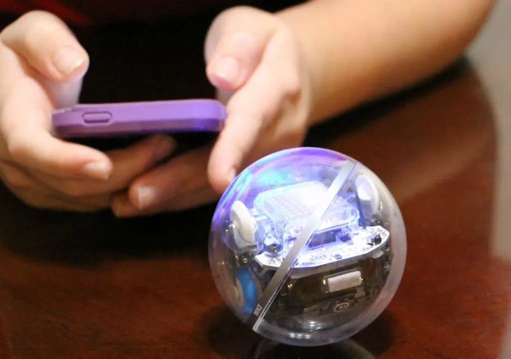 Sphero Bolt  Educational Toy for Kids, App-Enabled Robot Ball