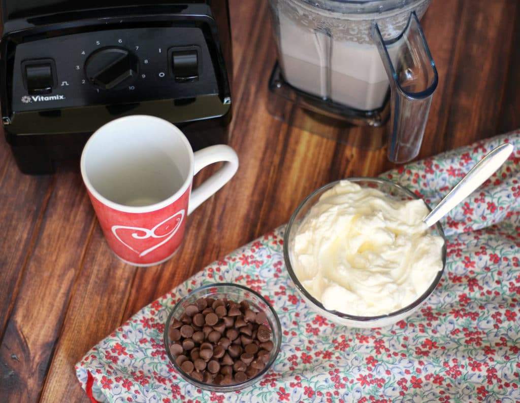 vitamix aer hot chocolate whipped cream