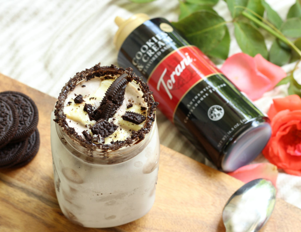 cookies and cream cheesecake milkshake