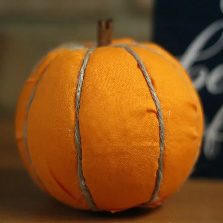 DIY Fabric Pumpkins 