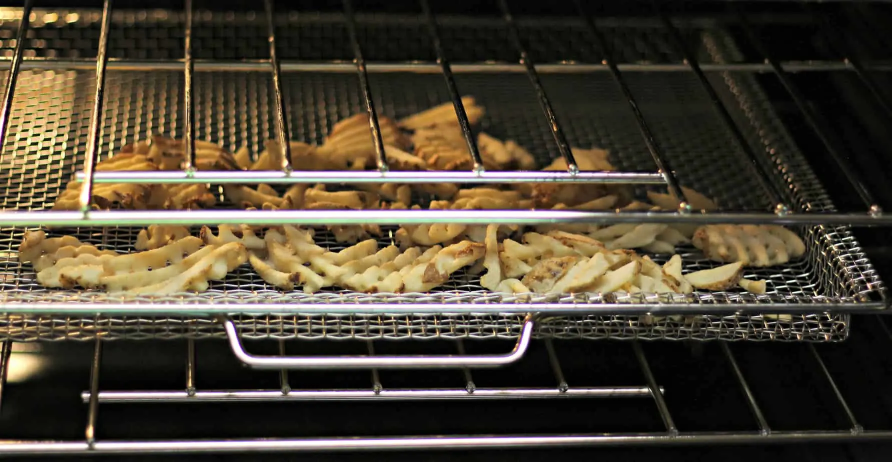 best air fryer frozen waffle fries