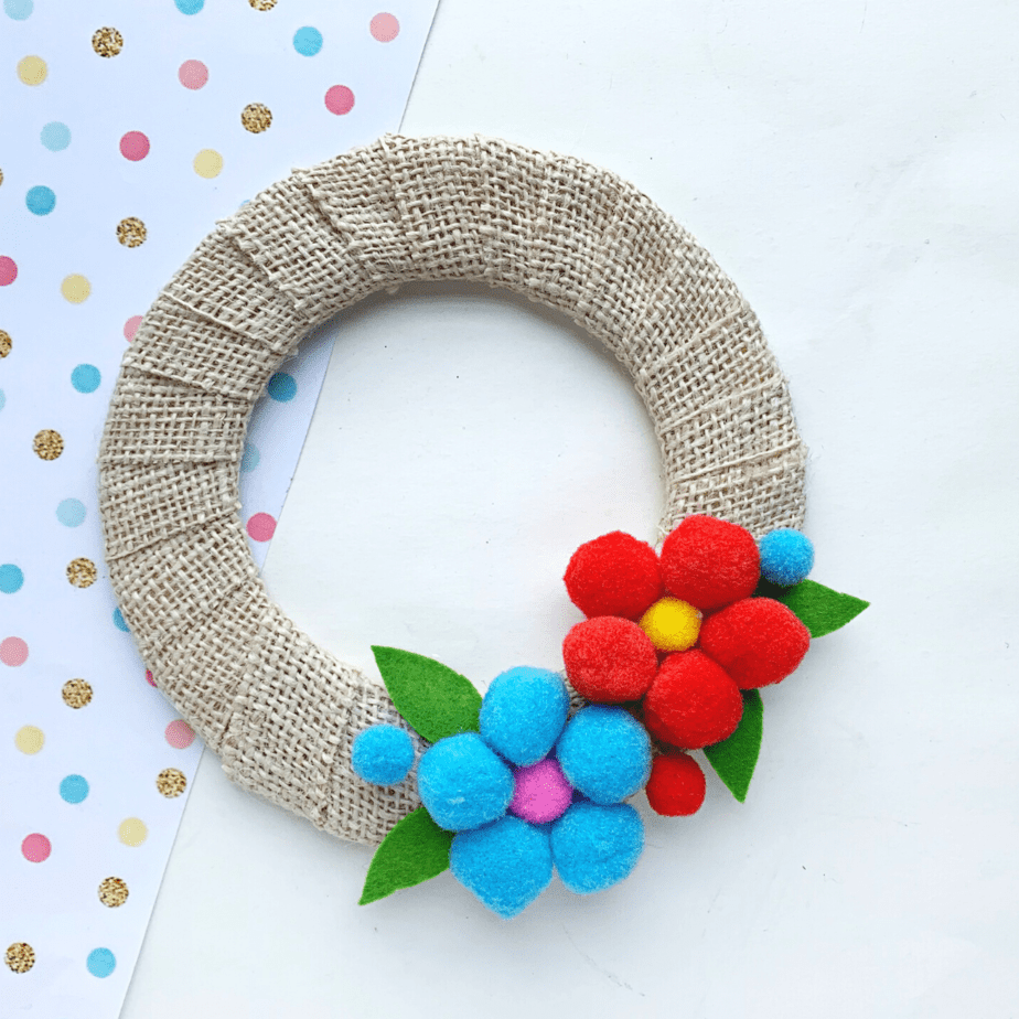 pom pom flower weath diy craft