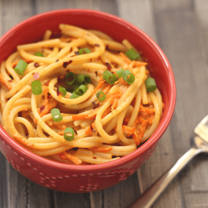 15 Minute Noodles with Spicy Peanut Sauce