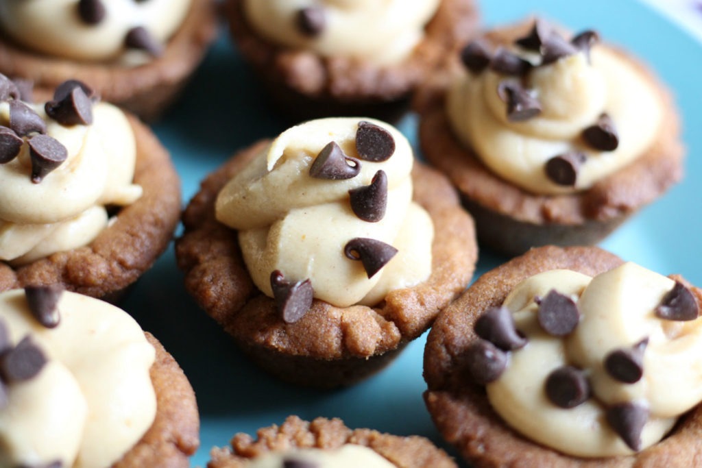 Peanut Butter Chocolate Chip Cheesecake Cookie Cups