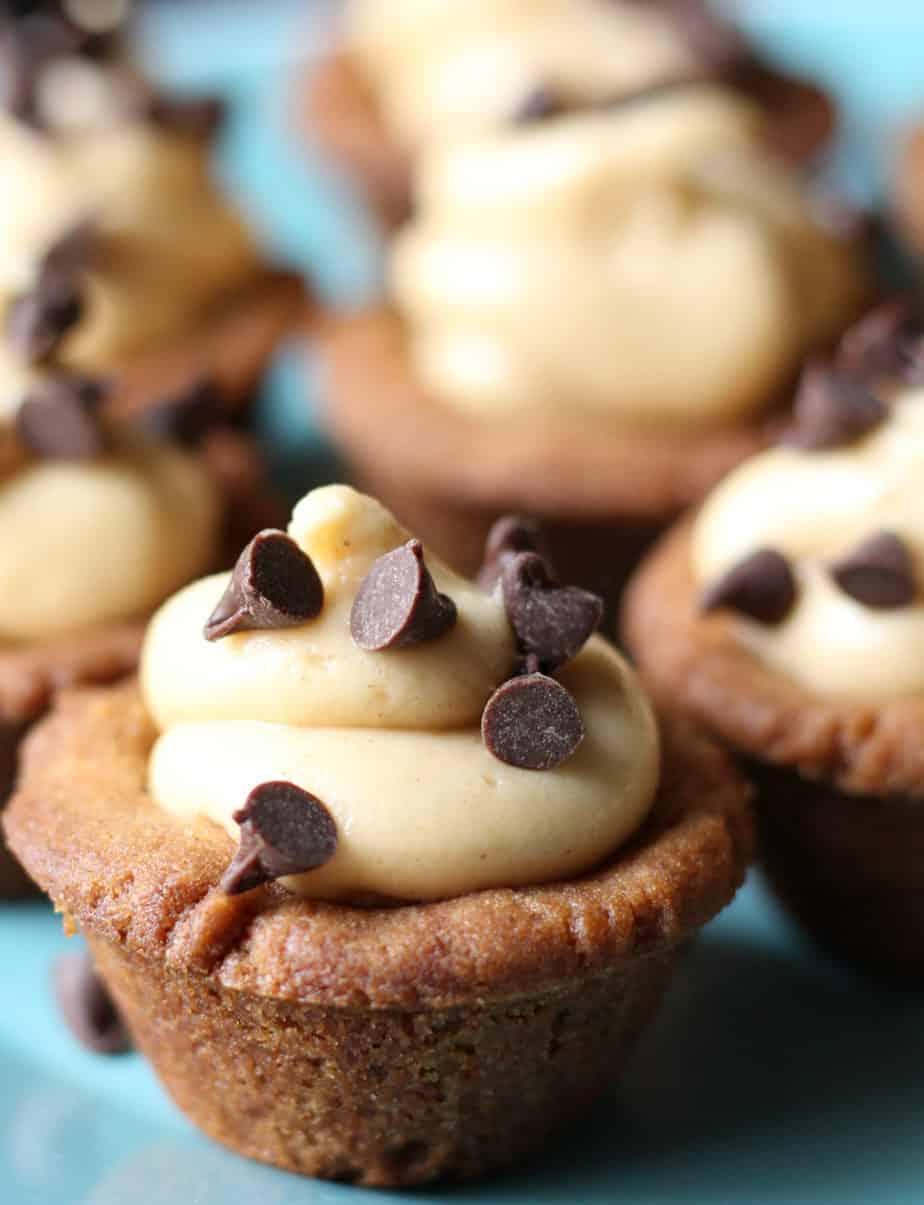 Peanut Butter Chocolate Chip Cheesecake Cookie Cups