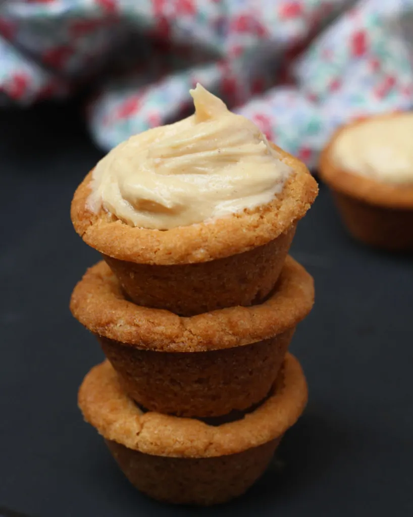 peanut butter cookie cups