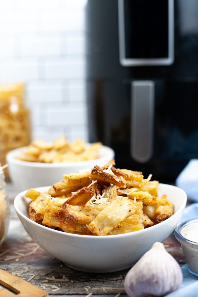 air fryer pasta chips