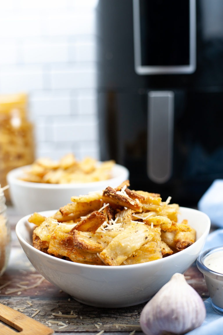 Air Fryer Pasta Chips - Delicious Appetizer Recipe!
