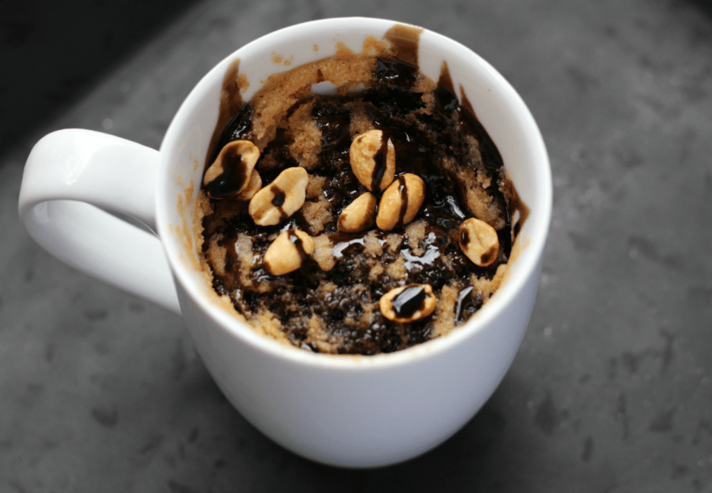 peanut butter chocolate chip mug cake