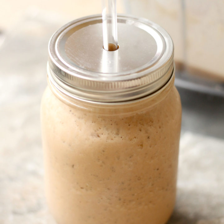 Chocolate Peanut Butter Smoothie with no Dairy, Bananas or Added Sugar!