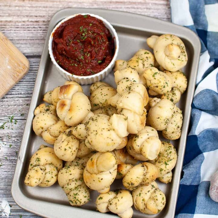 Instant Pot Garlic Knots