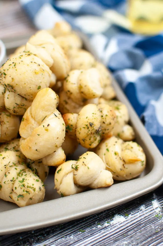 garlic knots 