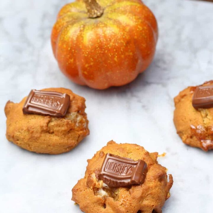 Air Fryer Pumpkin Spice S'mores Cookies