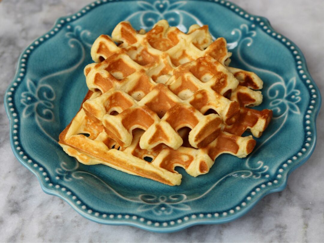 Delicious Banana Pudding Waffles Recipe with Whipped Cream! Ginger Casa