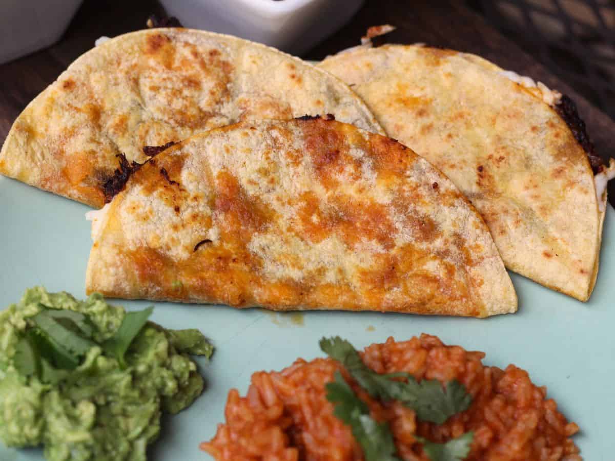 Quesabirria Tacos how to: the Best Beef Birria Recipe - Ginger Casa