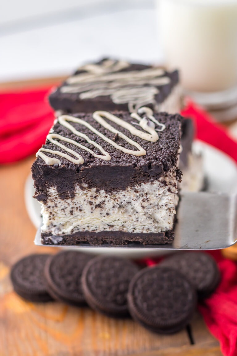 Homemade Oreo Ice Cream Sandwiches Frozen Dessert Recipe