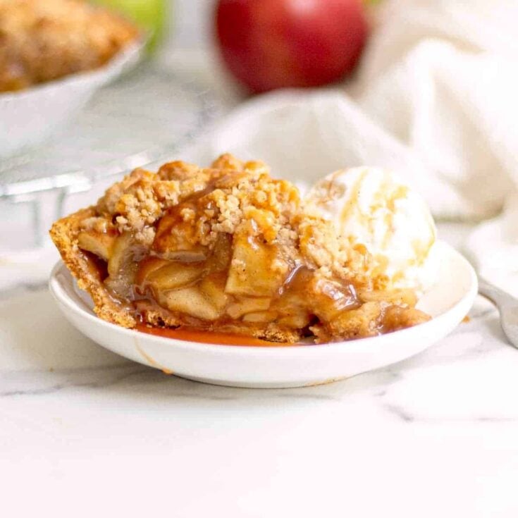 Image for Apple Pie With Graham Cracker Crust - Easy Recipe