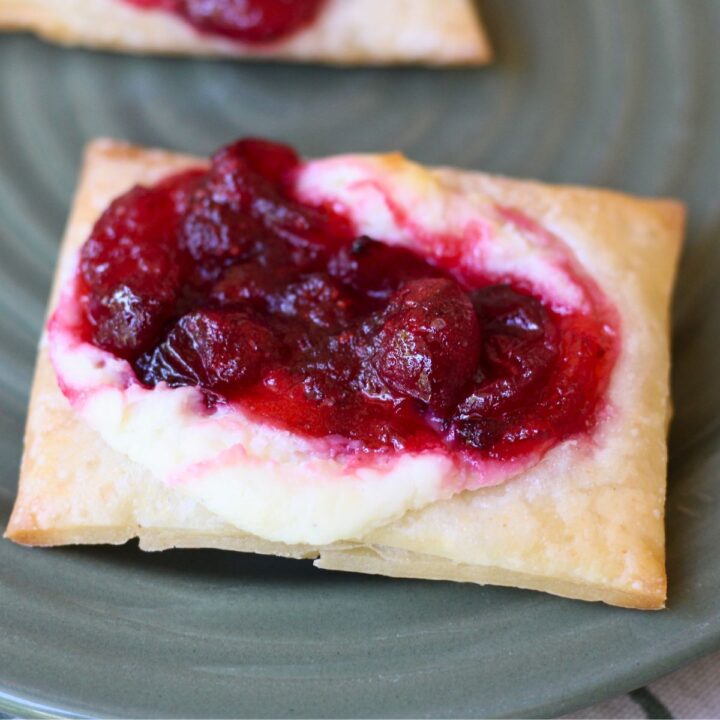 Cranberry Cream Cheese Pastry
