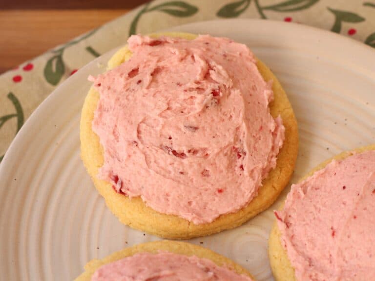 Easy Cranberry Buttercream Frosting for Cookies, Cupcakes, or a Dessert Dip!