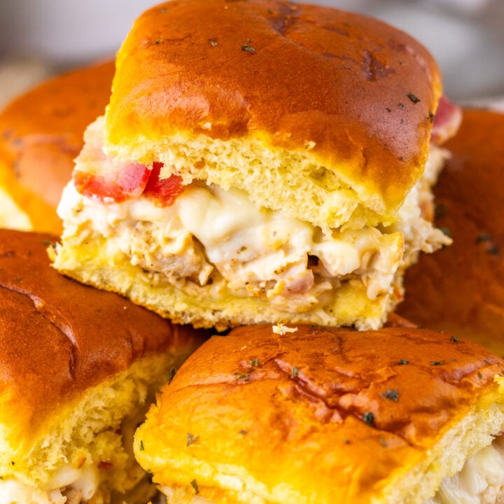 Chicken Alfredo Sliders