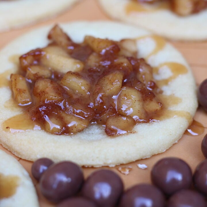 Salted Caramel Apple Cookies